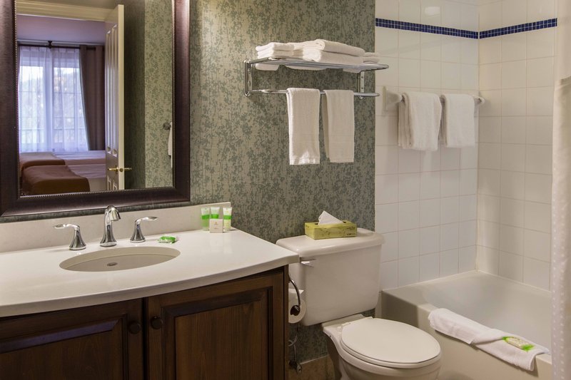 Holiday Inn Express Renovation - Mont Tremblant