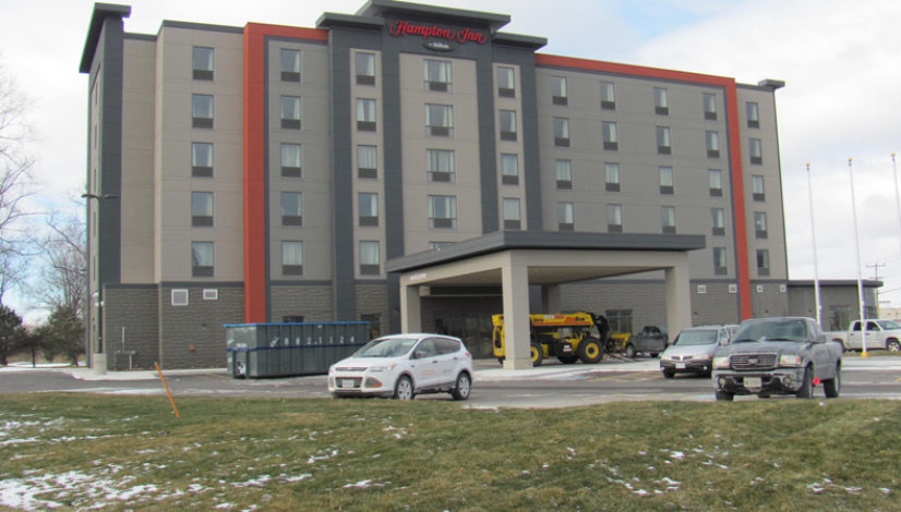 Sarnia,-ON,-Hampton-Inn